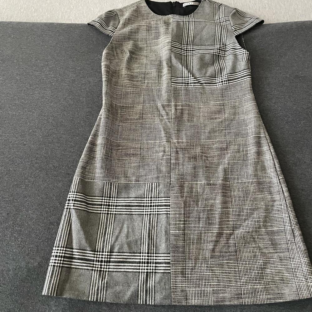 Alice +Olivia dress